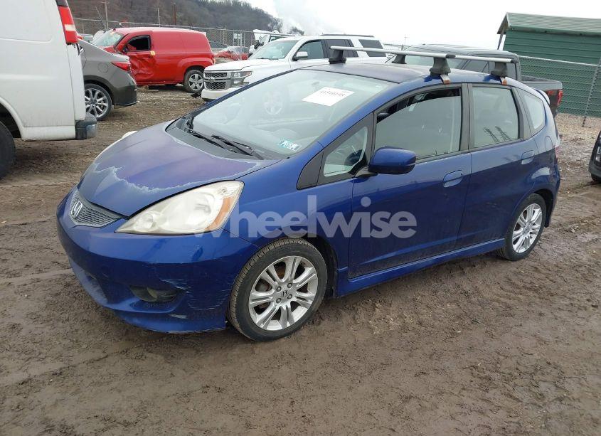 Photo 2 of 2011 Honda Fit SPORT (VIN JHMGE8H52BC002654)