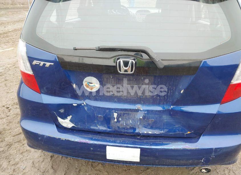 Photo 6 of 2011 Honda Fit SPORT (VIN JHMGE8H52BC002654)