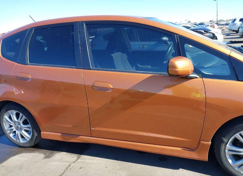 Photo 13 of 2011 Honda Fit SPORT (VIN JHMGE8H52BC004470)