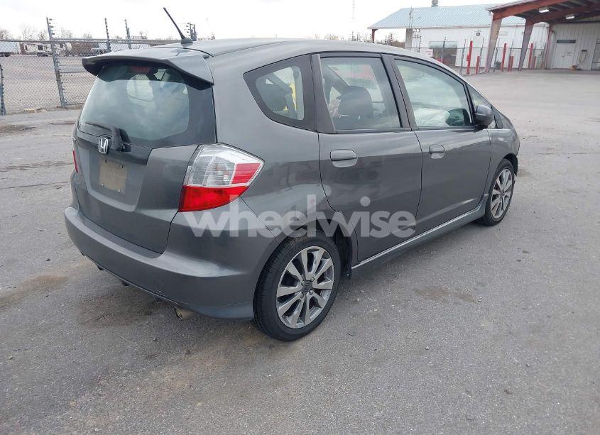 Photo 4 of 2013 Honda Fit SPORT (VIN JHMGE8H52DC033731)