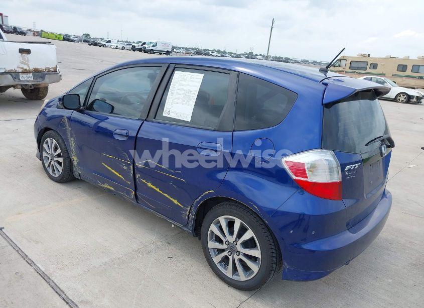 Photo 3 of 2013 Honda Fit SPORT (VIN JHMGE8H52DC071850)