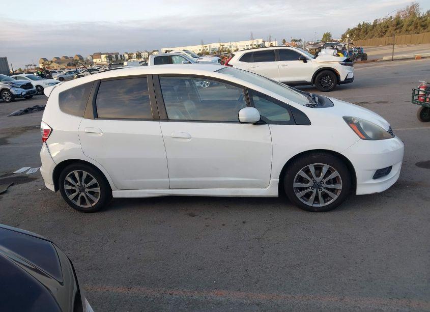 Photo 13 of 2013 Honda Fit SPORT (VIN JHMGE8H52DC072092)