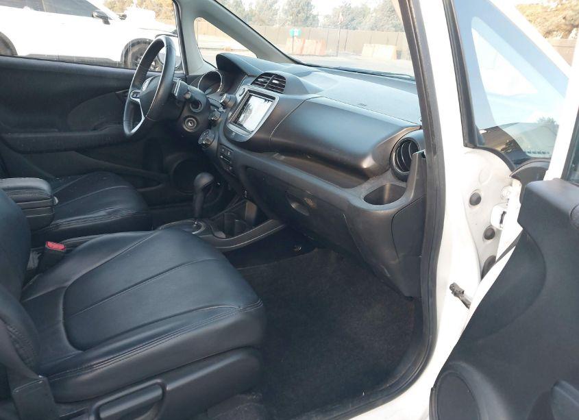 Photo 5 of 2013 Honda Fit SPORT (VIN JHMGE8H52DC072092)