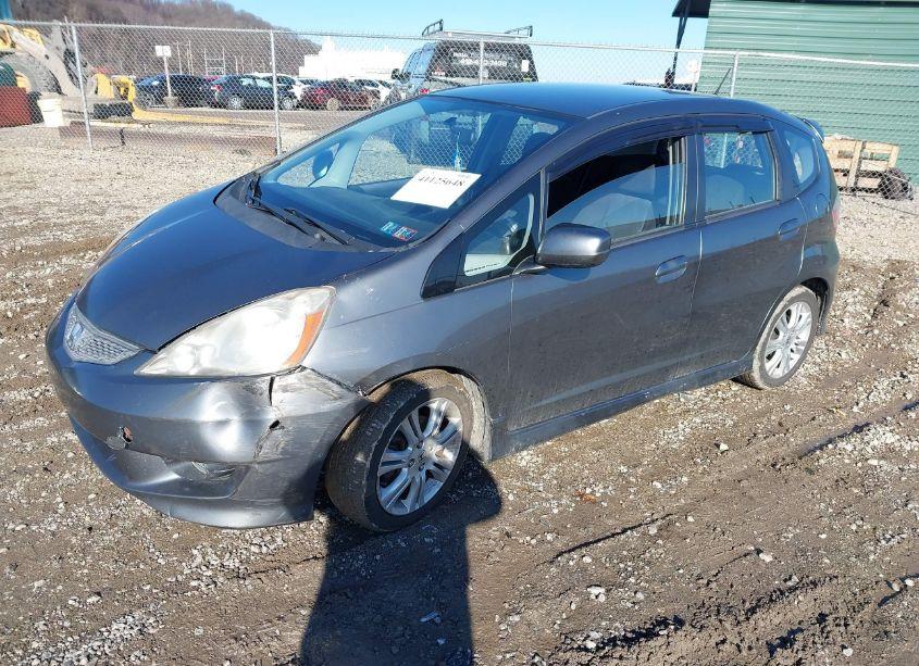 Photo 2 of 2011 Honda Fit SPORT (VIN JHMGE8H53BC000198)