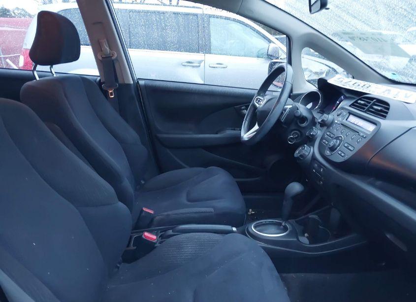 Photo 5 of 2013 Honda Fit SPORT (VIN JHMGE8H53DC031910)