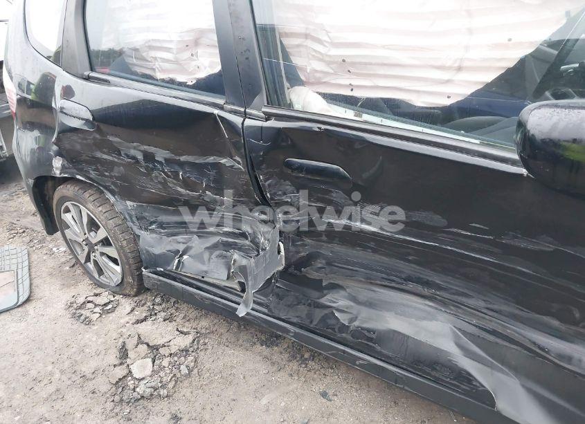 Photo 6 of 2013 Honda Fit SPORT (VIN JHMGE8H53DC050862)