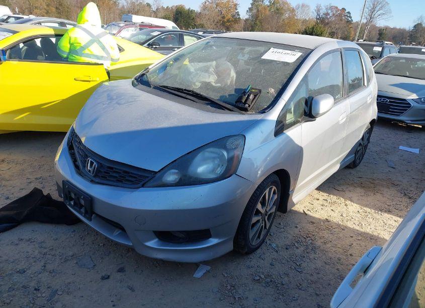 Photo 2 of 2013 Honda Fit SPORT (VIN JHMGE8H53DC059674)