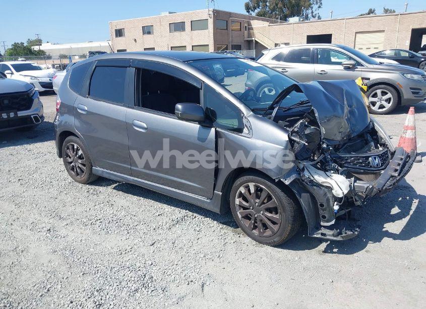2013 Honda Fit SPORT (VIN JHMGE8H53DC072005) main photo
