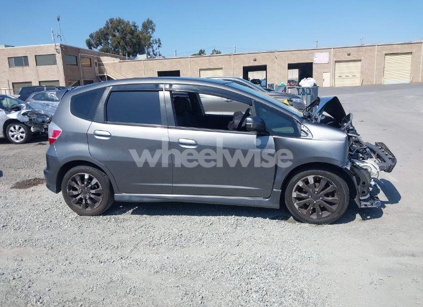 Photo 13 of 2013 Honda Fit SPORT (VIN JHMGE8H53DC072005)