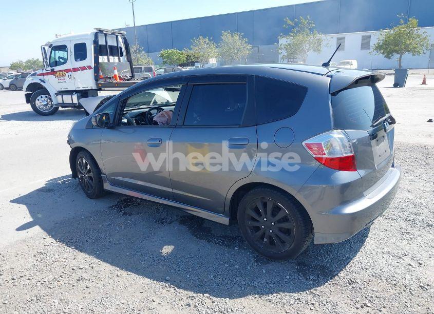 Photo 3 of 2013 Honda Fit SPORT (VIN JHMGE8H53DC072005)