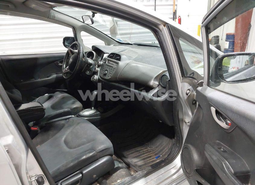 Photo 5 of 2011 Honda Fit SPORT (VIN JHMGE8H54BC022288)