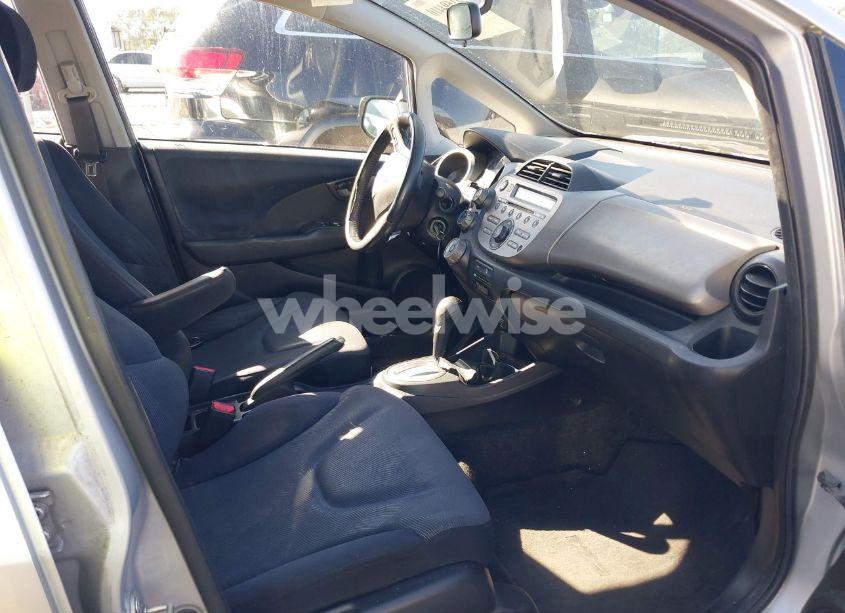 Photo 5 of 2011 Honda Fit SPORT (VIN JHMGE8H54BS007649)