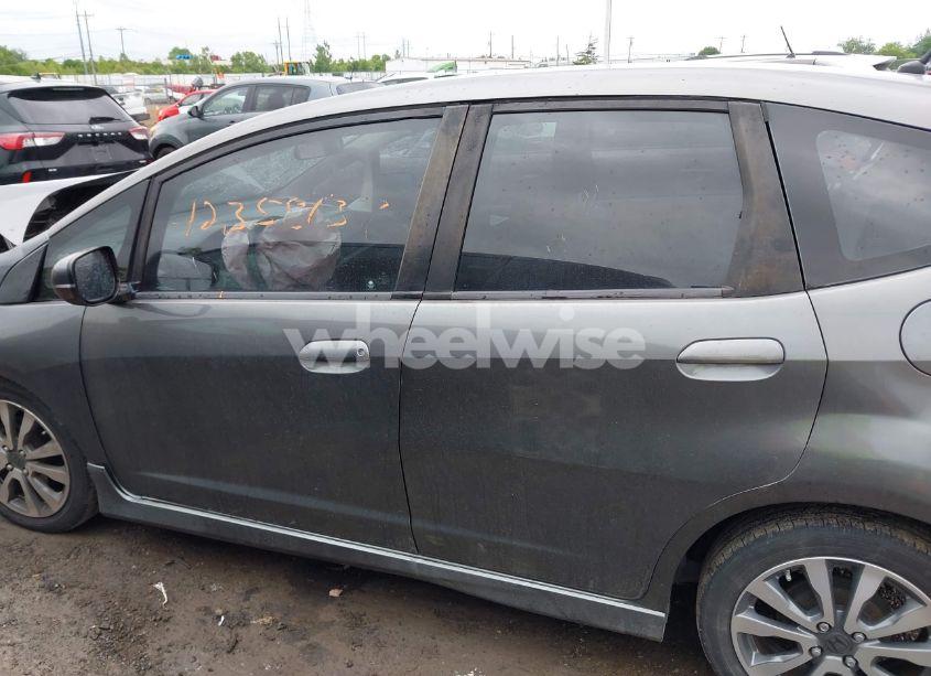 Photo 14 of 2013 Honda Fit SPORT (VIN JHMGE8H54DC051194)