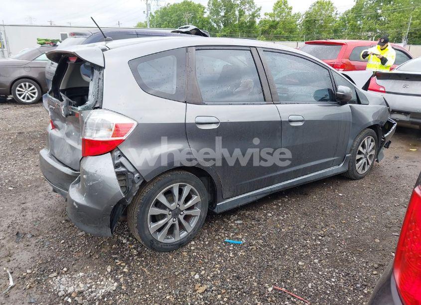 Photo 4 of 2013 Honda Fit SPORT (VIN JHMGE8H54DC051194)