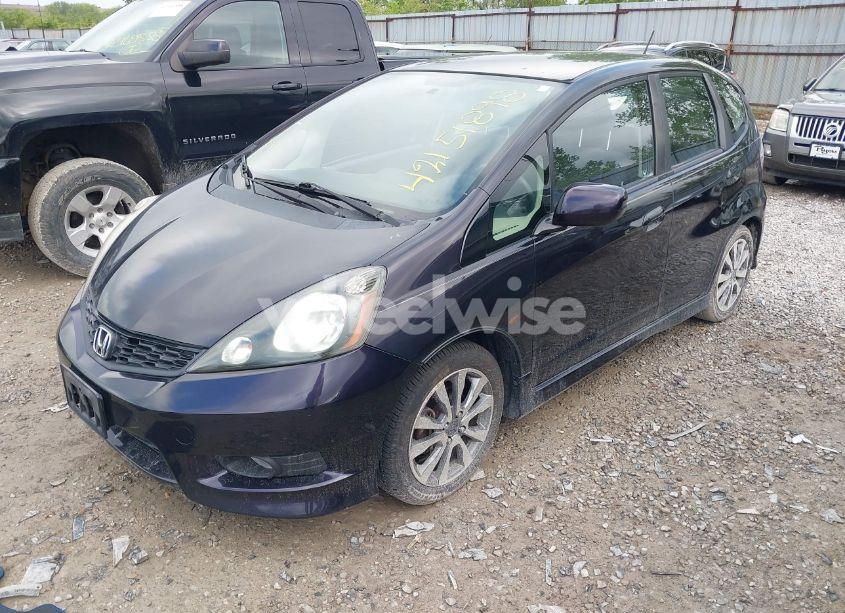 Photo 2 of 2013 Honda Fit SPORT (VIN JHMGE8H54DC068352)