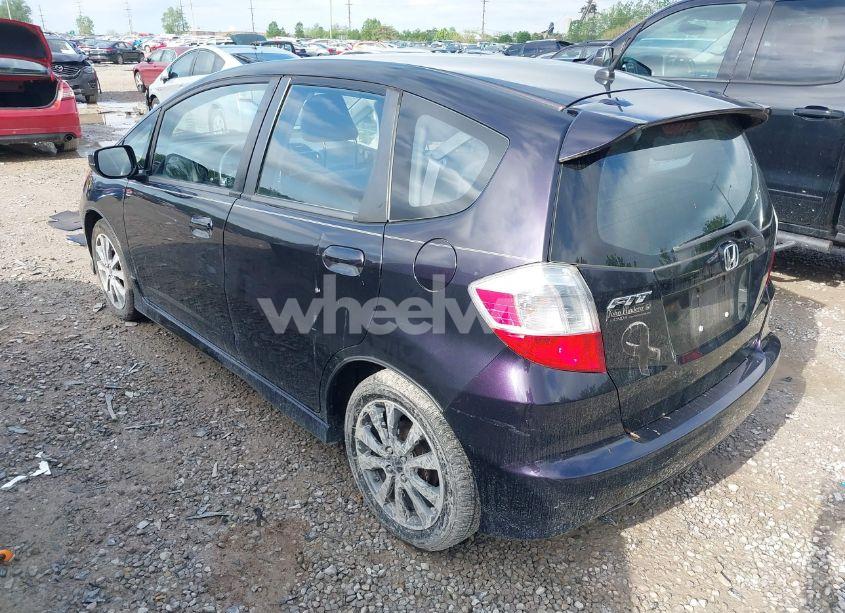 Photo 3 of 2013 Honda Fit SPORT (VIN JHMGE8H54DC068352)