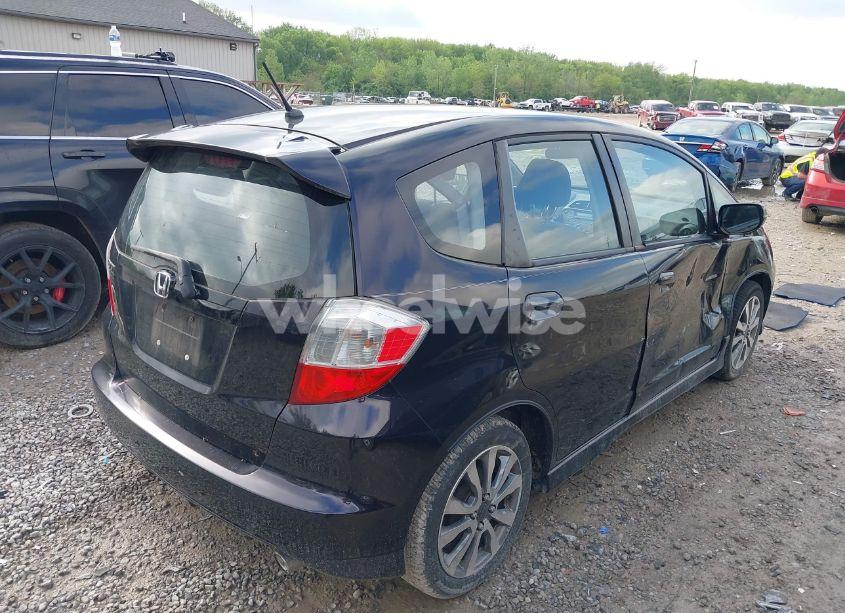 Photo 4 of 2013 Honda Fit SPORT (VIN JHMGE8H54DC068352)