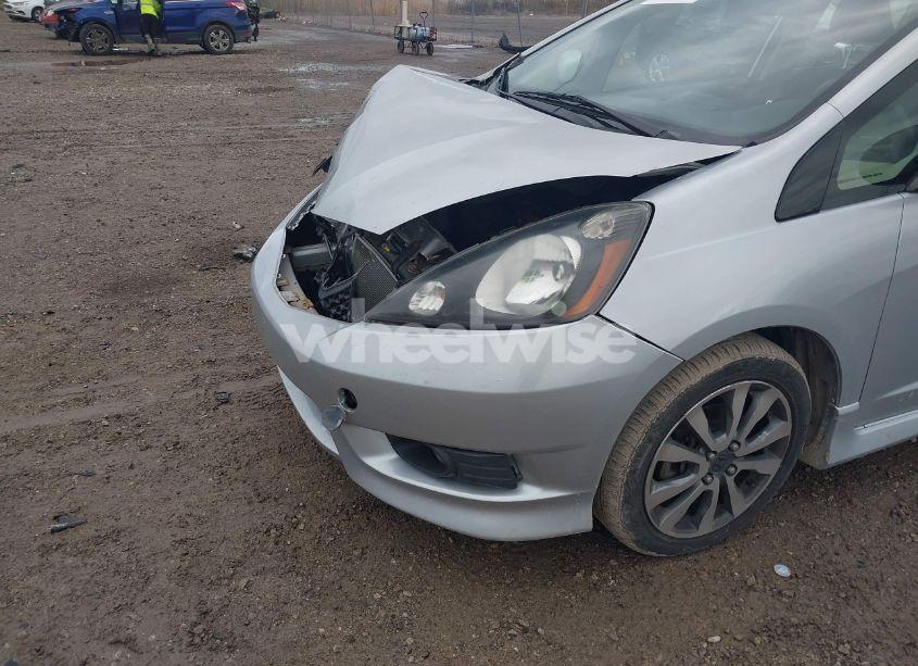 Photo 6 of 2013 Honda Fit SPORT (VIN JHMGE8H54DC069355)