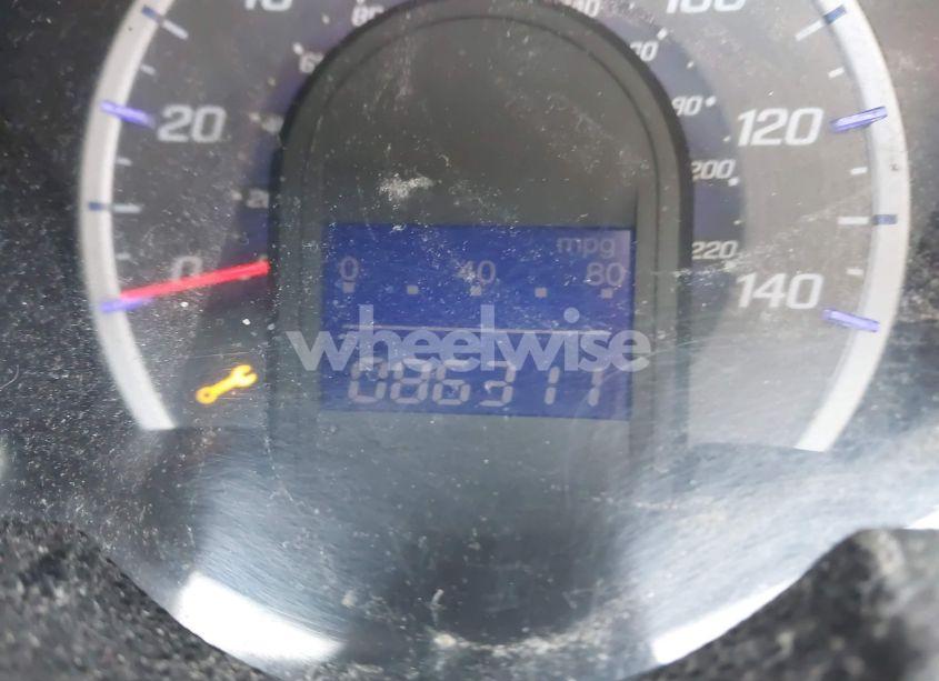 Photo 16 of 2011 Honda Fit SPORT (VIN JHMGE8H55BC027709)