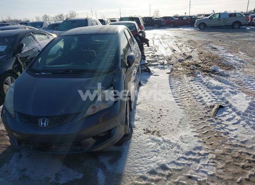 Photo 2 of 2011 Honda Fit SPORT (VIN JHMGE8H55BS009457)