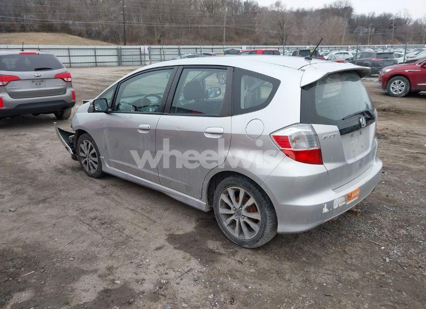 Photo 3 of 2013 Honda Fit SPORT (VIN JHMGE8H55DC005714)