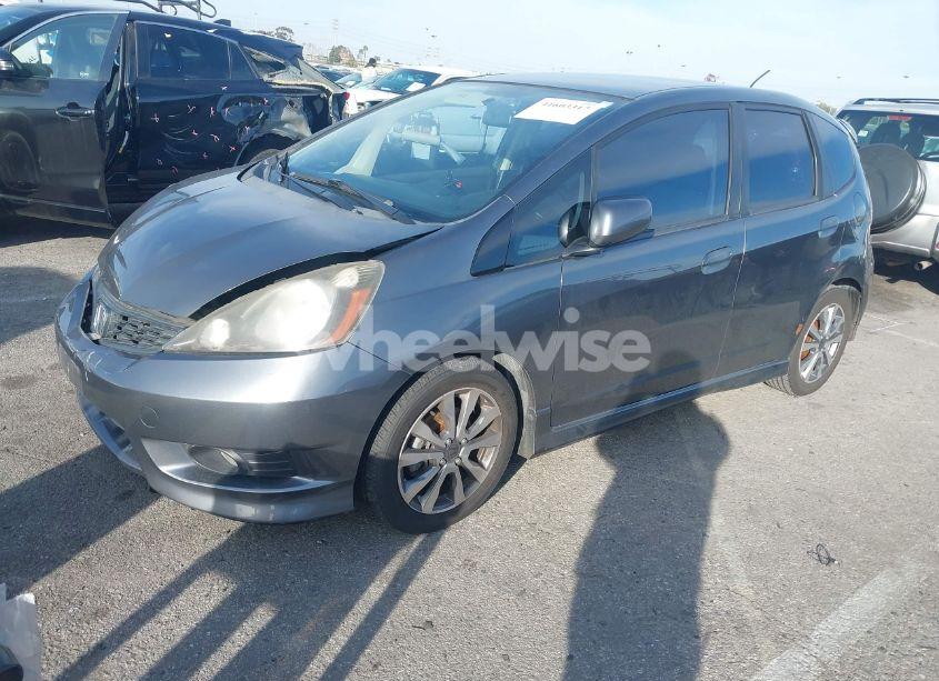 Photo 2 of 2013 Honda Fit SPORT (VIN JHMGE8H55DC018494)