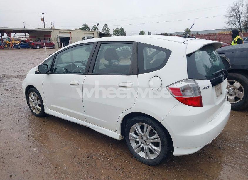 Photo 3 of 2011 Honda Fit SPORT (VIN JHMGE8H56BC000938)