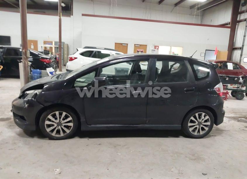 Photo 13 of 2013 Honda Fit SPORT (VIN JHMGE8H56DC019556)
