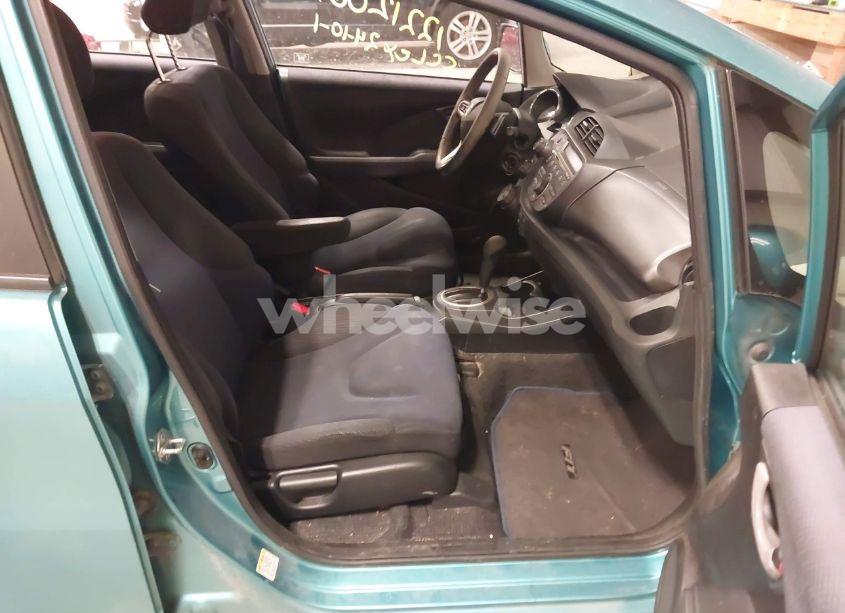 Photo 5 of 2013 Honda Fit SPORT (VIN JHMGE8H56DC025941)