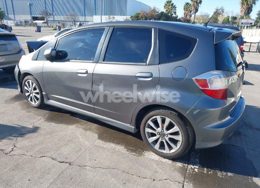 Photo 3 of 2013 Honda Fit SPORT (VIN JHMGE8H56DC043226)