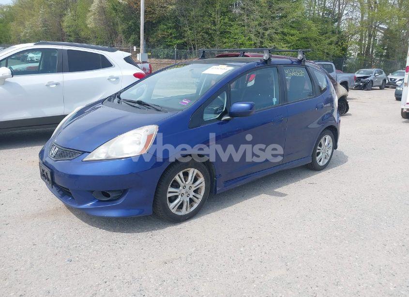 Photo 2 of 2011 Honda Fit SPORT (VIN JHMGE8H57BC021538)