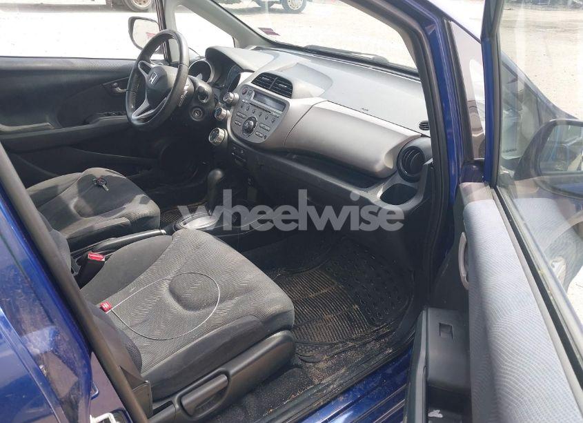 Photo 5 of 2011 Honda Fit SPORT (VIN JHMGE8H57BC021538)