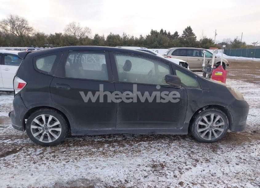 Photo 13 of 2013 Honda Fit SPORT (VIN JHMGE8H57DC020568)