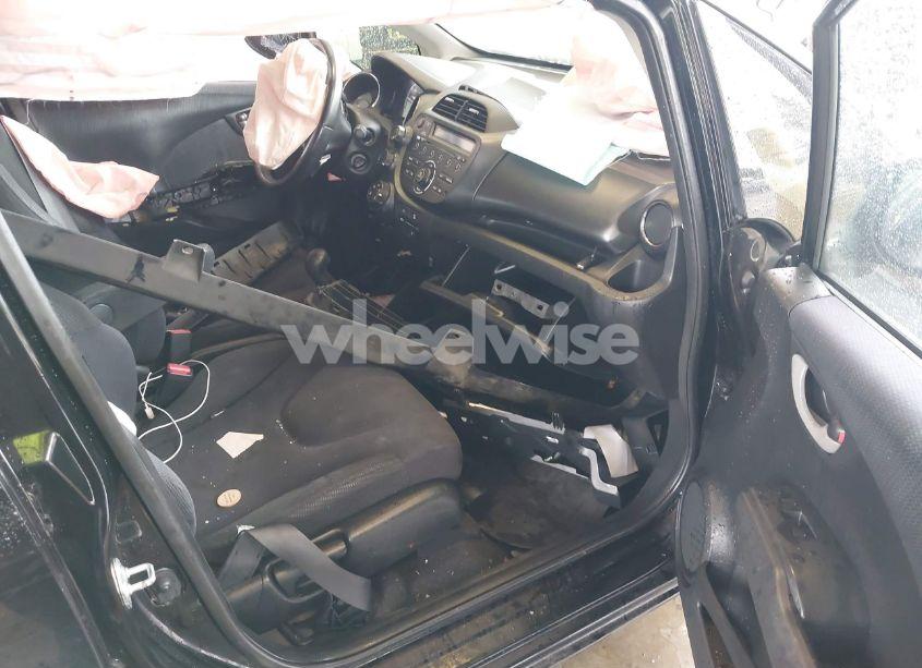 Photo 5 of 2013 Honda Fit SPORT (VIN JHMGE8H57DC033384)