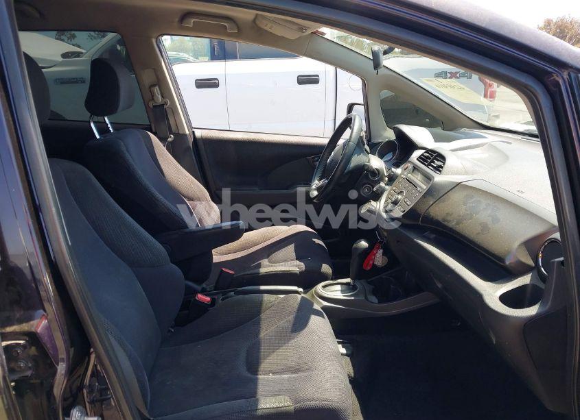 Photo 5 of 2013 Honda Fit SPORT (VIN JHMGE8H57DC045146)