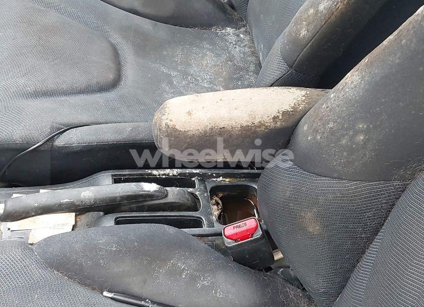 Photo 12 of 2011 Honda Fit SPORT (VIN JHMGE8H58BS001692)