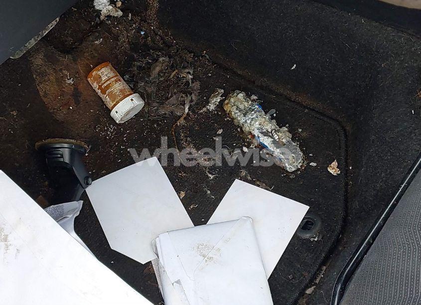 Photo 13 of 2011 Honda Fit SPORT (VIN JHMGE8H58BS001692)