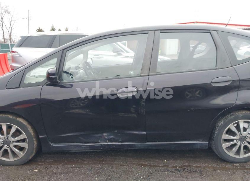 Photo 15 of 2013 Honda Fit SPORT (VIN JHMGE8H58DC006274)