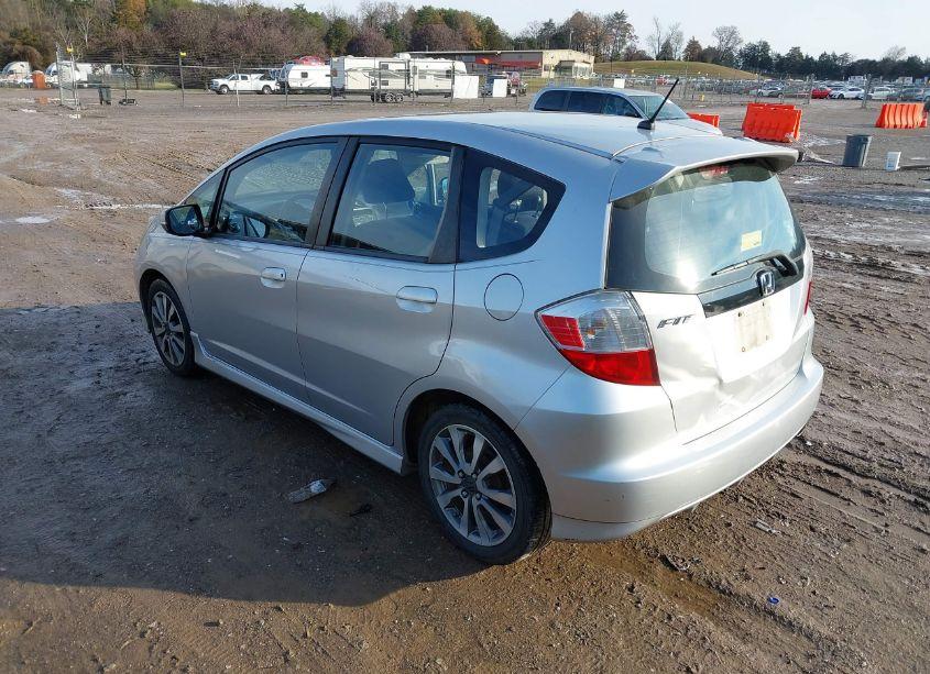 Photo 3 of 2013 Honda Fit SPORT (VIN JHMGE8H58DC047438)