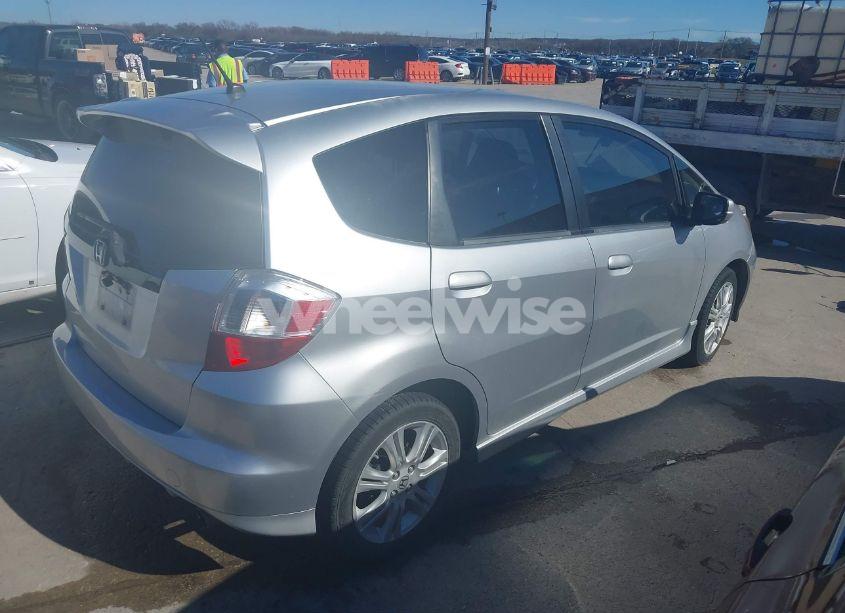 Photo 4 of 2011 Honda Fit SPORT (VIN JHMGE8H59BS002382)