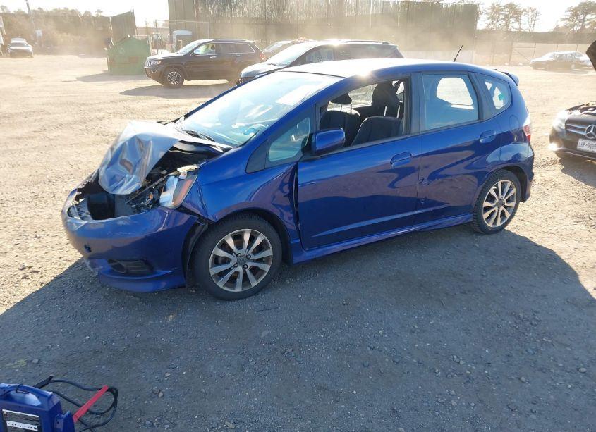 Photo 2 of 2013 Honda Fit SPORT (VIN JHMGE8H59DC021205)