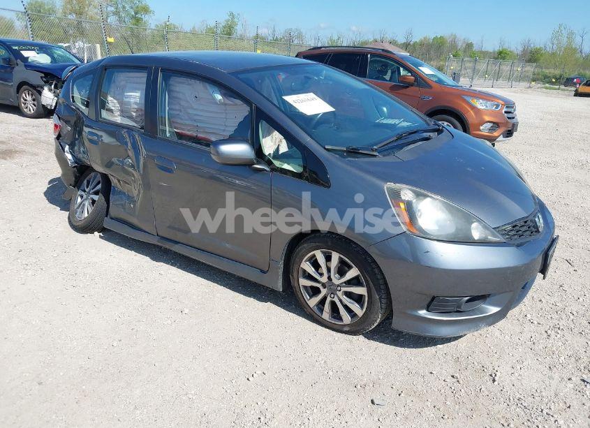 2013 Honda Fit SPORT (VIN JHMGE8H59DC074874) main photo