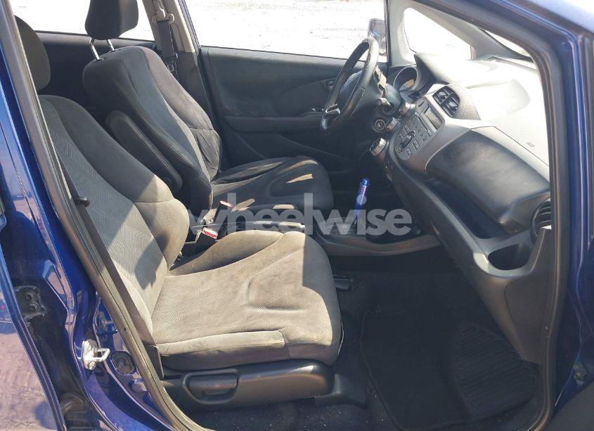 Photo 5 of 2011 Honda Fit SPORT (VIN JHMGE8H5XBC019539)