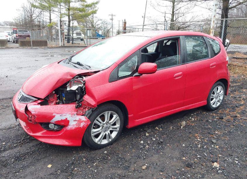 Photo 2 of 2011 Honda Fit SPORT (VIN JHMGE8H5XBS009874)