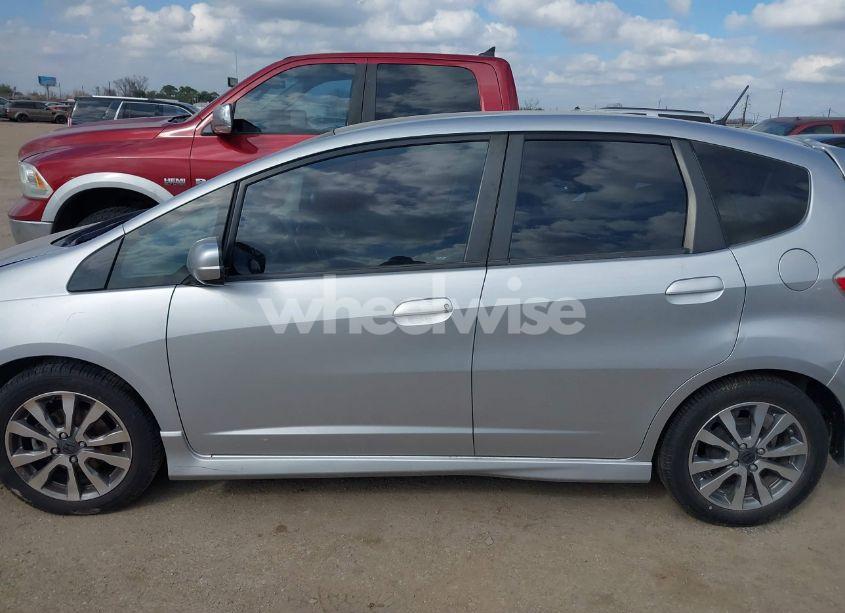 Photo 14 of 2013 Honda Fit SPORT (VIN JHMGE8H5XDC045514)