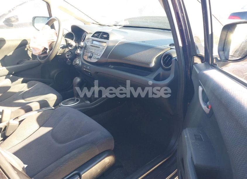 Photo 5 of 2013 Honda Fit SPORT (VIN JHMGE8H5XDC051362)