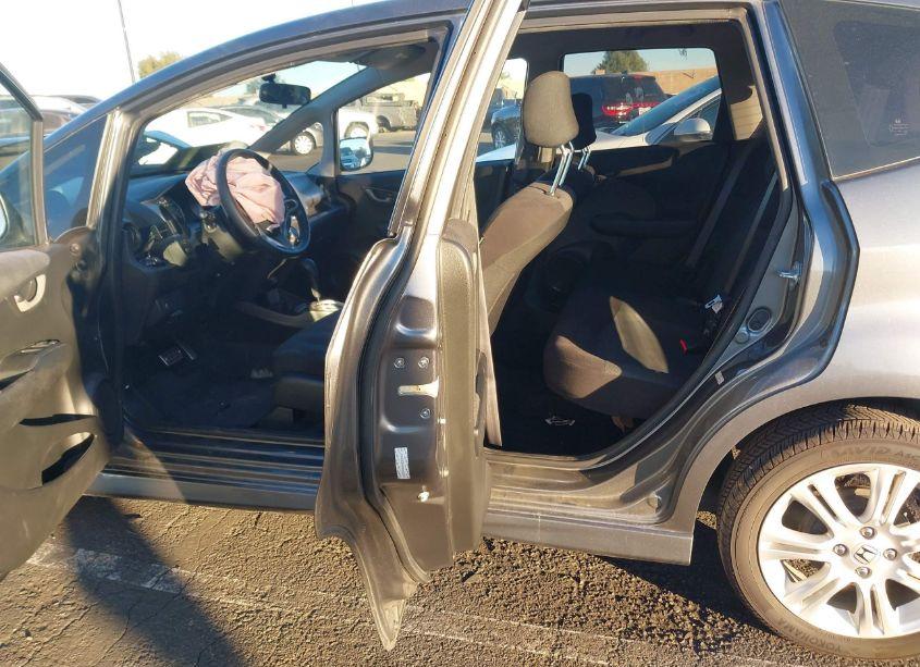 Photo 8 of 2011 Honda Fit SPORT (VIN JHMGE8H60BS002618)