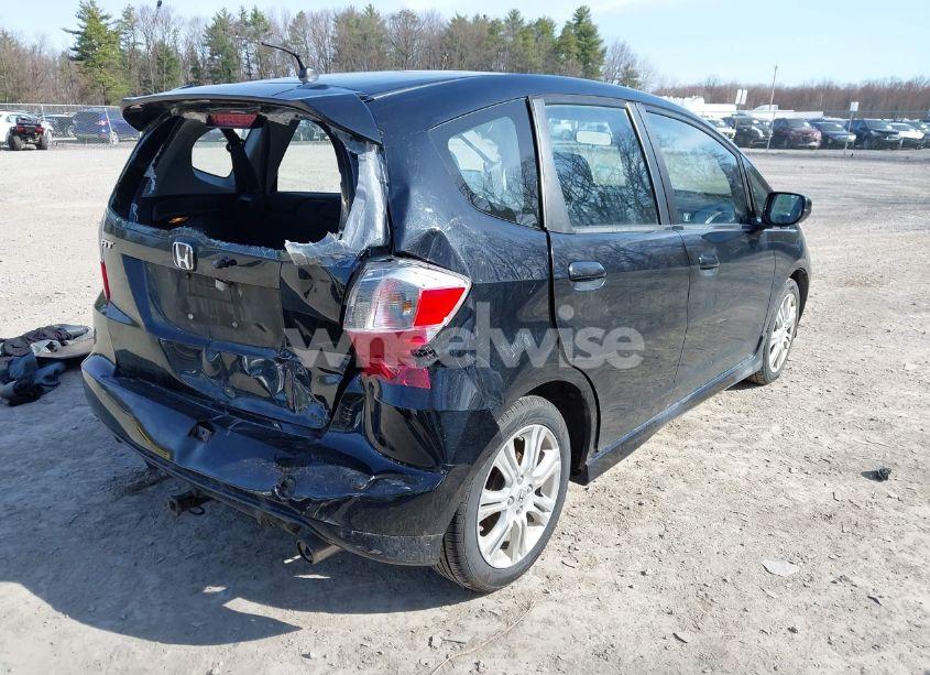 Photo 4 of 2011 Honda Fit SPORT (VIN JHMGE8H60BS003980)