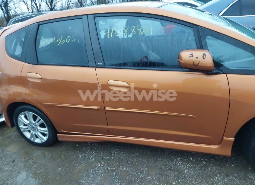 Photo 13 of 2010 Honda Fit SPORT (VIN JHMGE8H62AS006913)