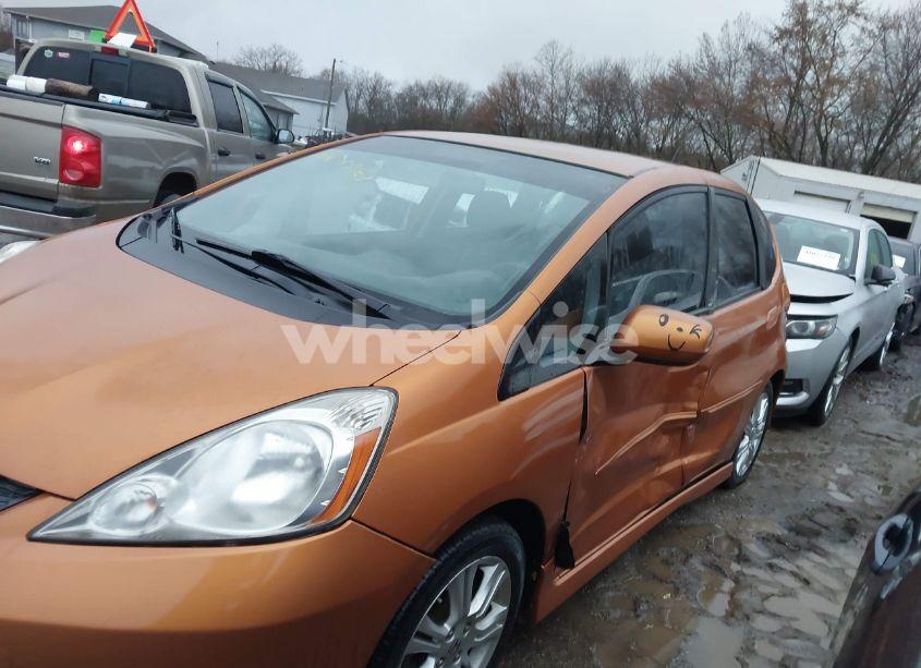 Photo 6 of 2010 Honda Fit SPORT (VIN JHMGE8H62AS006913)
